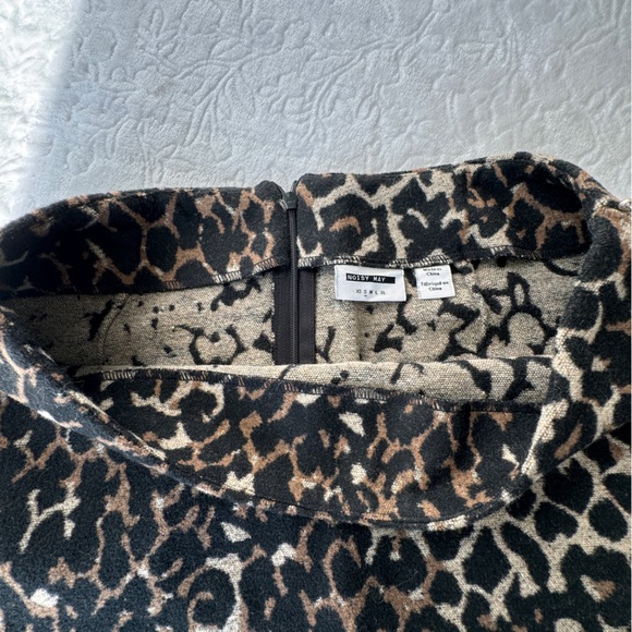 Noisy May. Size small - Picture 9 of 16